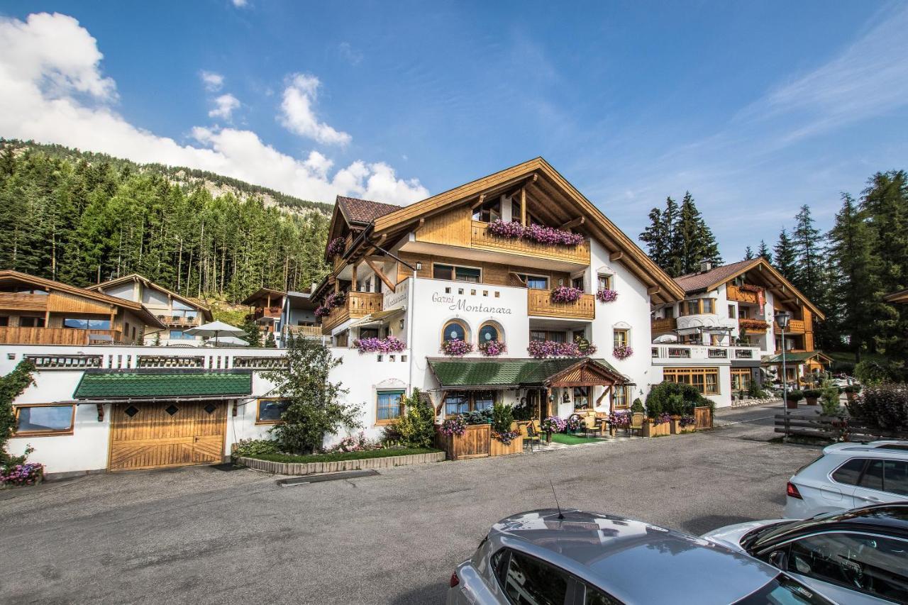 Ciasa Montanara Hotel Ла Виля Екстериор снимка