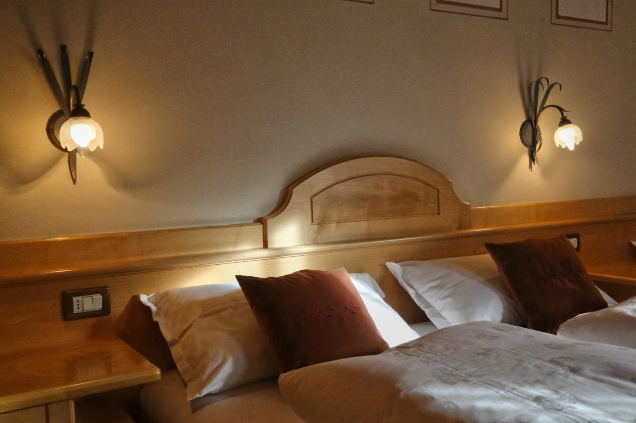 Ciasa Montanara Hotel Ла Виля Екстериор снимка